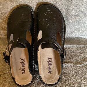 Alegria women’s shoes size 40